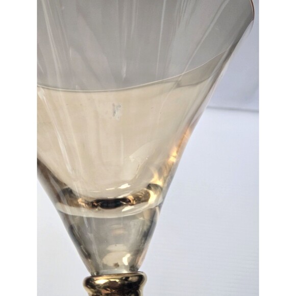 Z. Gallerie Majestic Amber Art Glass Oversized Martini Glass 10" - Picture 9 of 11